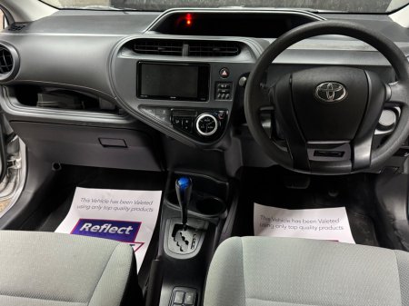 2020 Toyota Aqua - thumbnail 7