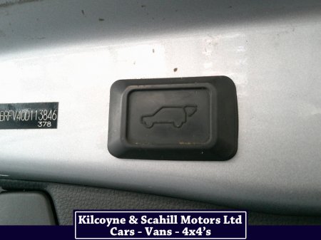 2023 Toyota Rav4 - thumbnail 22