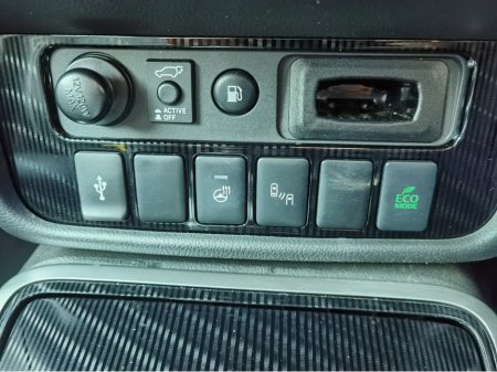 2020 Mitsubishi Outlander 2.4 EXCEED SAFETY AUTOMATIC PETROL PLUG-IN HYBRID - FINANCE AVAILABLE - CALL US TODAY ON 01 492 6566 OR 087-092 5525 €22,950 thumbnail