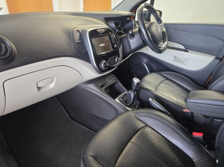 2018 Renault Captur - thumbnail 8