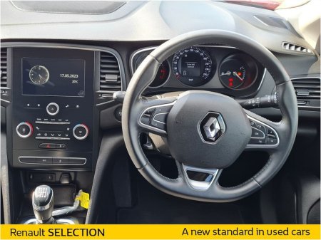 2020 Renault Megane Play TCE 140 GPF MY18 5DR €19,950