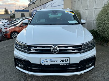 2018 Volkswagen Tiguan R-LINE 4 MOTION AUTOMATIC 2.0 DIESEL //MASSIVE SPEC//FULL LEATHER//HEAD UP DISPLAY//HEATED SEATS//360 PARKING CAMERAS// €29,950