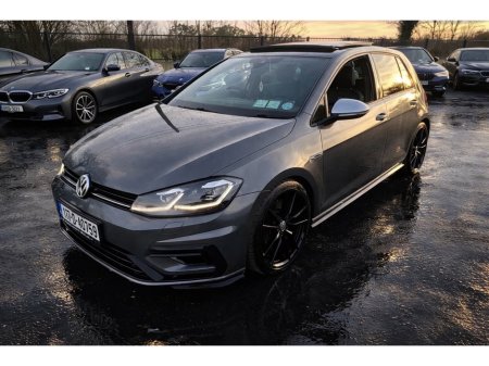 2017 Volkswagen Golf - thumbnail 2