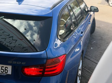 2014 BMW 3 Series - thumbnail 27