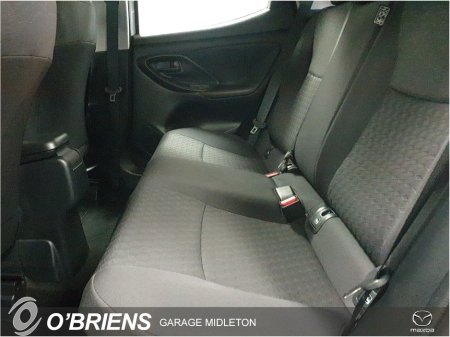 2025 Mazda Mazda2 Mazda2 Hybrid 116hp AT FWD Exclusive-Line €27,900 thumbnail