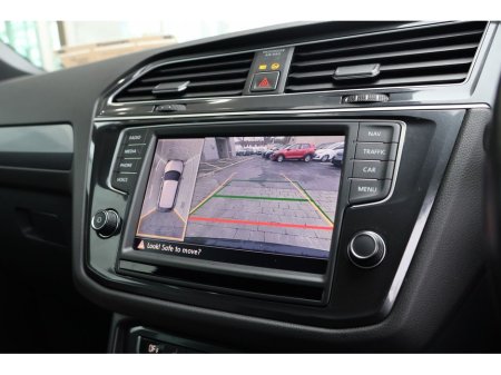 2017 Volkswagen Tiguan - thumbnail 20