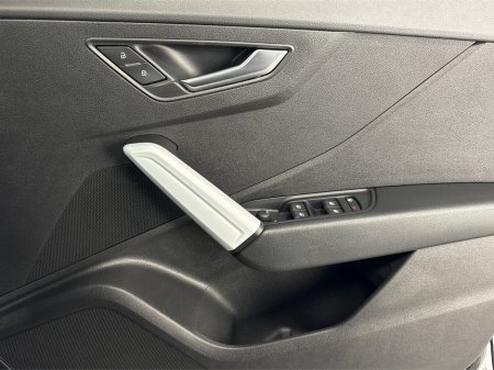 2020 Audi Q2 30 TFSI 116HP SE NEW NCT**MULTIFUNCTIONAL STEERING WHEEL**SEMI DIGITAL DASH**PARKING SENSORS**APPLE CARPLAY**DIGITAL MEDIA DISPLAY**AIR CONDITIONING**BLACK LEATHER INTERIOR** €21,995 thumbnail