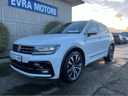 2020 Volkswagen Tiguan R-LINE 4MOTION AUTOMATIC 2.0 DIESEL //LOW MILES//MASSIVE SPEC//FULL LEATHER//DYNAUDIO SOUND SYSTEM//360 PARKING CAMERAS//HEAD UP DISPLAY// €34,950 thumbnail