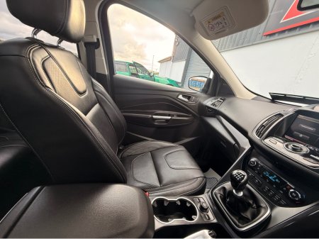 2016 Ford Kuga COMMERCIAL TITANIUM 4SEATS FWD 2.0 15 150PS 4 €10,750 thumbnail