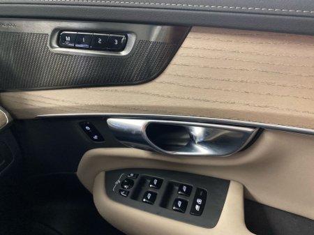 2026 Volvo XC90 - thumbnail 21