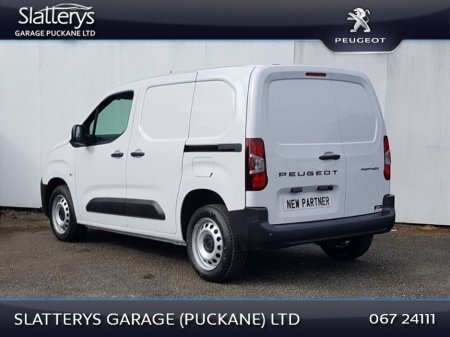 2026 Peugeot Partner Professional Plus 1.5 Blue HDI 650KG €23,984