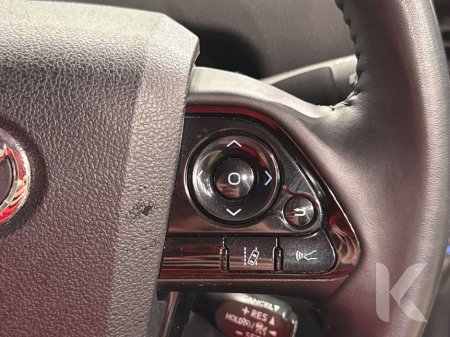 2021 Toyota Prius - thumbnail 18