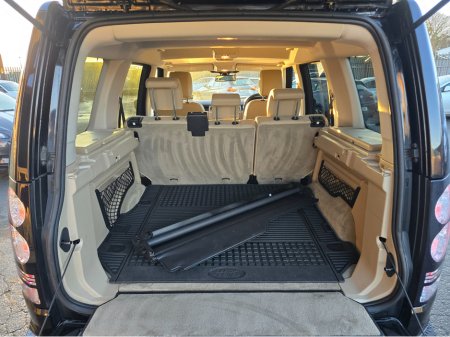 2015 Land Rover Discovery 3.0 TDV6 5 SEAT XE 4DR AUTO €21,450 thumbnail