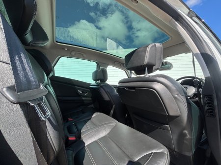 2018 Renault Scenic - thumbnail 9