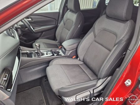 2022 Nissan Qashqai 1.3 SV Premium 2T €21,950 thumbnail