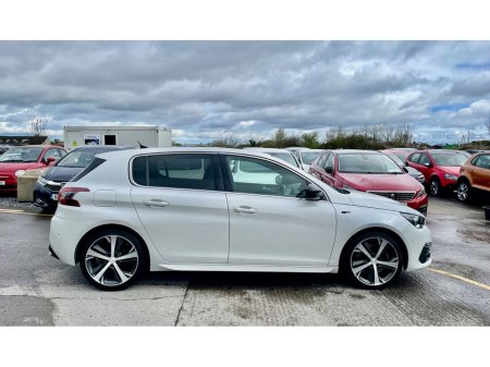 2018 Peugeot 308 - thumbnail 4