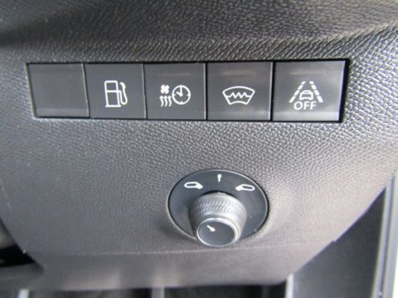 2021 DS Automobiles DS 7 Crossback E-TENSE PRESTIGE €28,950 thumbnail