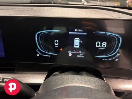 2023 Kia Sportage - thumbnail 4