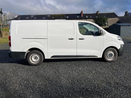 2022 Opel Vivaro LWB LOW MILEAGE €16,950 thumbnail