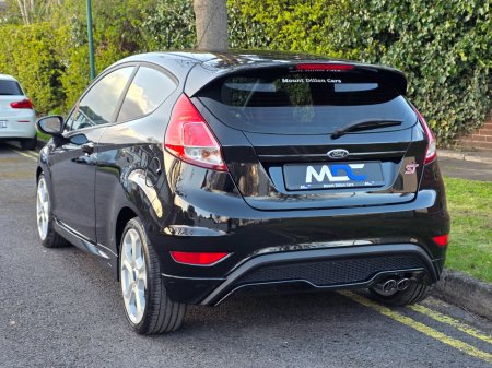 2014 Ford Fiesta - thumbnail 12