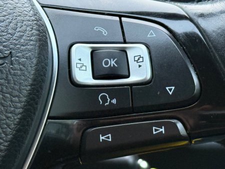 2017 Volkswagen Jetta 2.0 TDI 110HP Highline €12,950 thumbnail