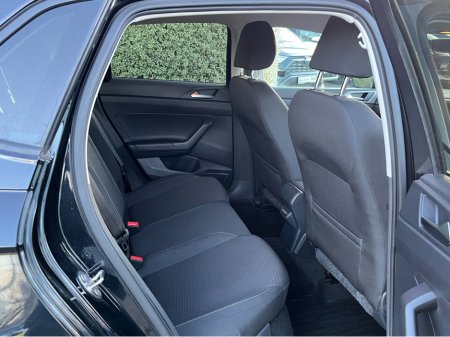 2019 Volkswagen Polo COMFORTLINE AUTOMATIC 1.0 PETROL //REVERSE CAMERA//CARPLAY// €15,950 thumbnail