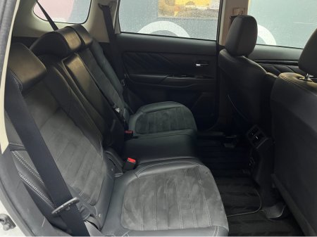 2020 Mitsubishi Outlander €23950 2020 MITSUBISHI OUTLANDER G 4WD 2.4 AUTOMATIC / CRUISE CONTROL / HEATED SEATS €23,950 thumbnail