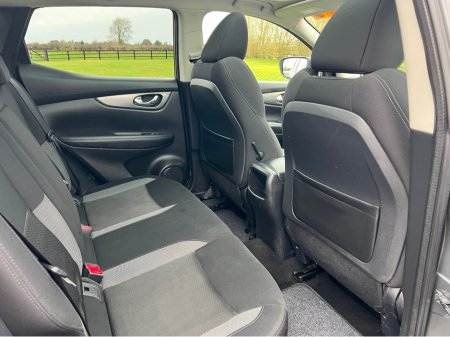 2019 Nissan Qashqai 1.5 DCI N-CONNECTA 115 €17,900 thumbnail