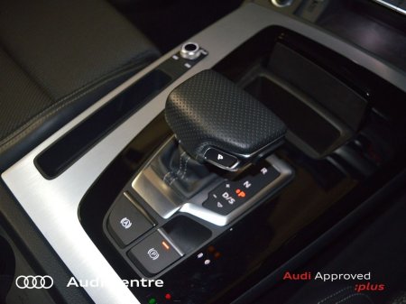 2023 Audi Q5 50 TFSI e 299HP S tronic quattro S Line €51,499 thumbnail