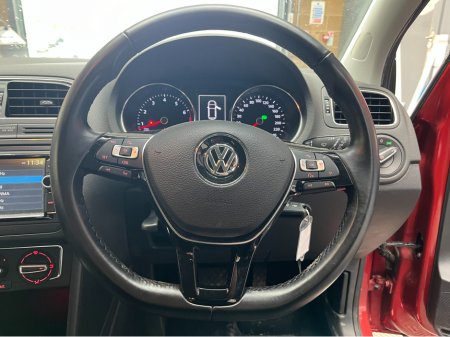 2015 Volkswagen Polo - thumbnail 9