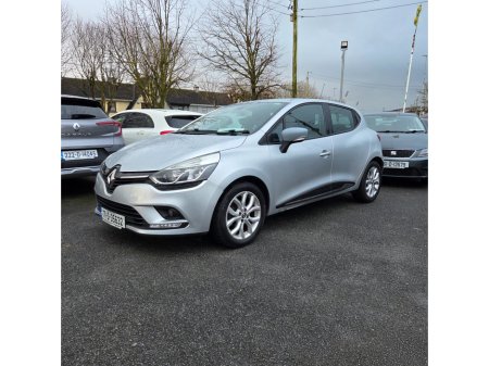 2017 Renault Clio 1.2 16V 75 DYNAMIQUE NAV €10,950