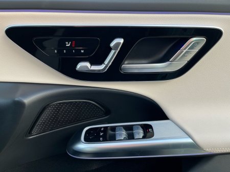 2025 Mercedes-Benz E Class - thumbnail 23