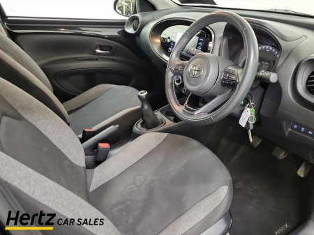 2023 Toyota Aygo X - thumbnail 12