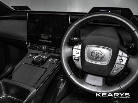 2025 Toyota bZ4X - thumbnail 16