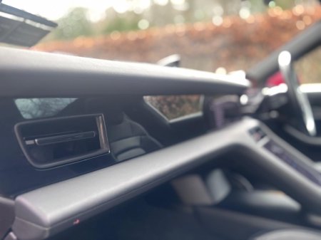 2021 Porsche Taycan - thumbnail 21