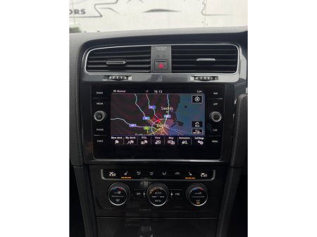 2019 Volkswagen E-Golf EE E1F 136BHP 5DR AUTO E-GOLF €12,800 thumbnail