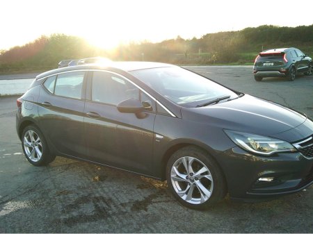 2016 Opel Astra NEW NCT 2028, SRI, €190 TAX, LOW KMS. S./HISTORY. €8,999 thumbnail