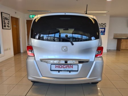 2016 Honda Freed - thumbnail 5