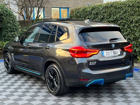 2022 BMW iX3 IX3 // OPENING PAN ROOF // LEATHER HEATED SEATS // DIGITAL CLUSTER // APPLE CARPLAY/ANDROID AUTO €25,900 thumbnail