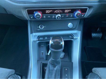 2020 Audi Q3 35 TDI 150 S-TRONIC SE 4DR AUTO €29,950 thumbnail