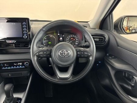 2024 Toyota Yaris - thumbnail 9