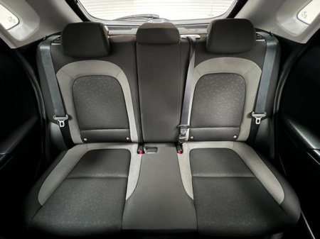 2019 Hyundai Kona - thumbnail 18