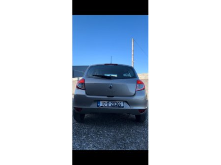 2010 Renault Clio - thumbnail 6