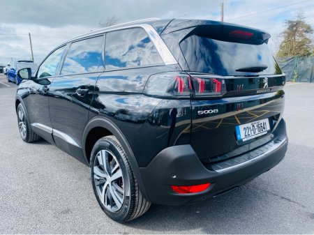 2022 Peugeot 5008 - thumbnail 9