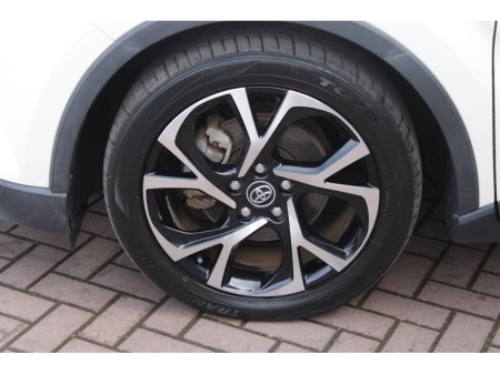 2017 Toyota C-HR - thumbnail 23