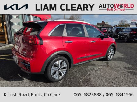 2022 Kia Niro - thumbnail 3