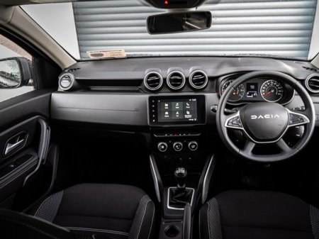 2024 Dacia Duster Journey Blue DCI 115 Dfull MY2 €25,950 thumbnail