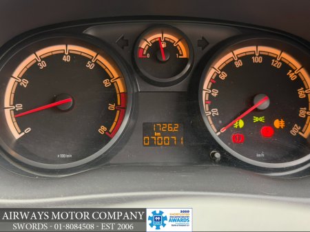 2014 Opel Corsa - thumbnail 24