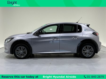 2023 Peugeot 208 - thumbnail 8