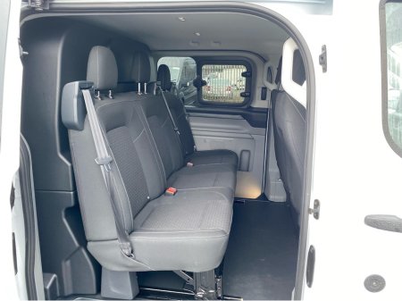 2025 Ford Transit Custom - thumbnail 16